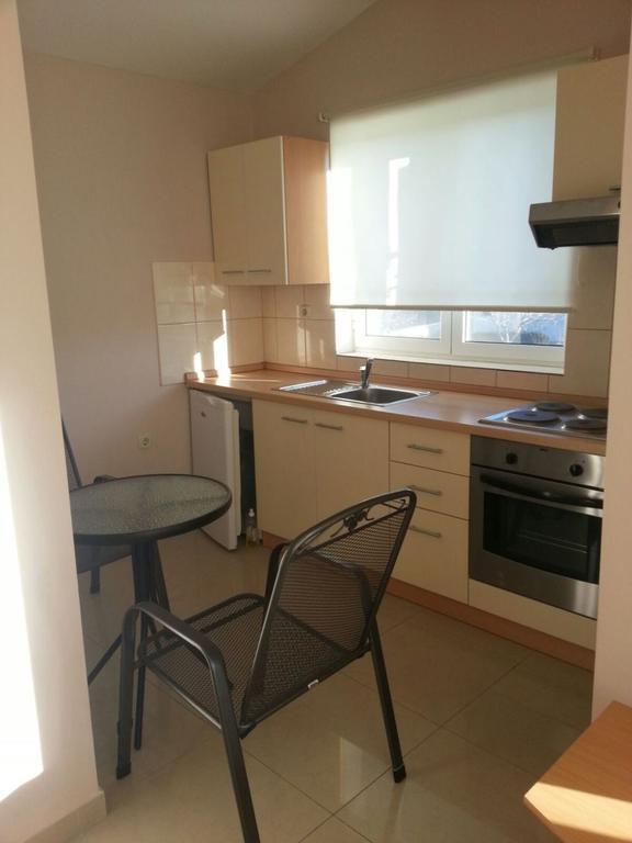 Apartments Mrdelja Врси Екстериор снимка