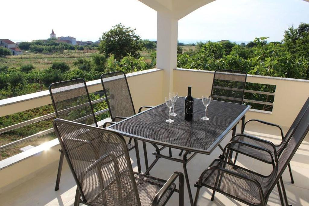 Apartments Mrdelja Врси Екстериор снимка