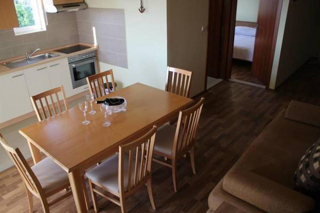Apartments Mrdelja Врси Екстериор снимка
