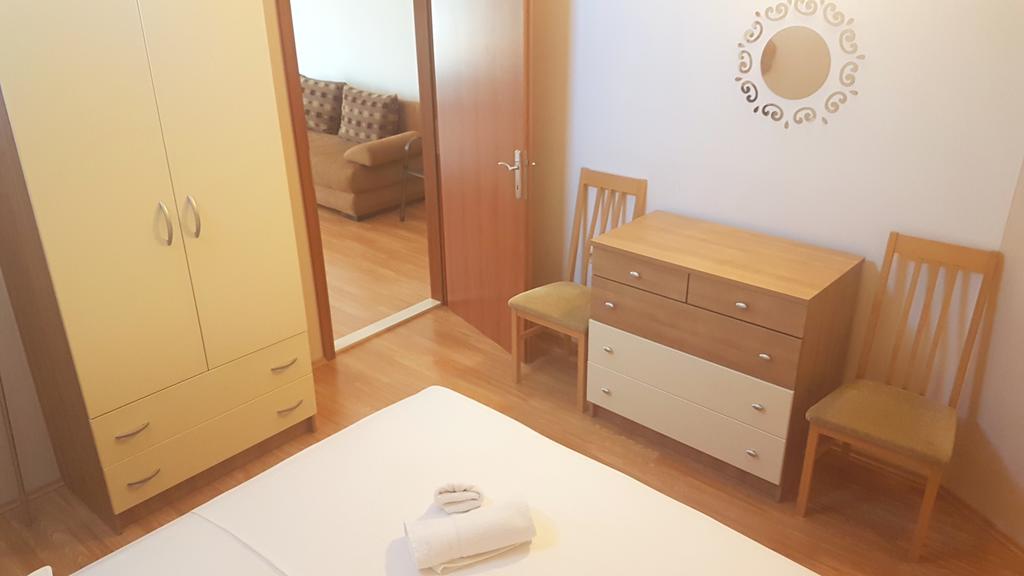 Apartments Mrdelja Врси Екстериор снимка
